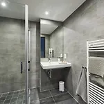 Nena 4*